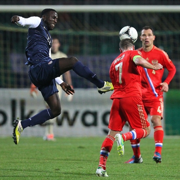 Футбол может снова опередить хоккей: Россия и США готовятся к матчу