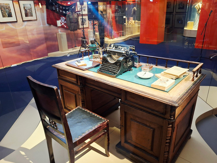 Хронологическая шкала биографии Шолохова