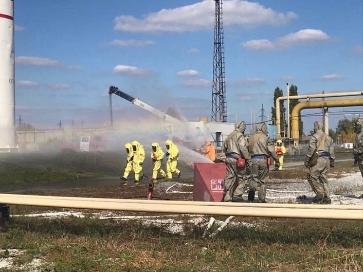 В Ростовской области за сутки 1 октября потушили 21 пожар и спасли четверых людей
