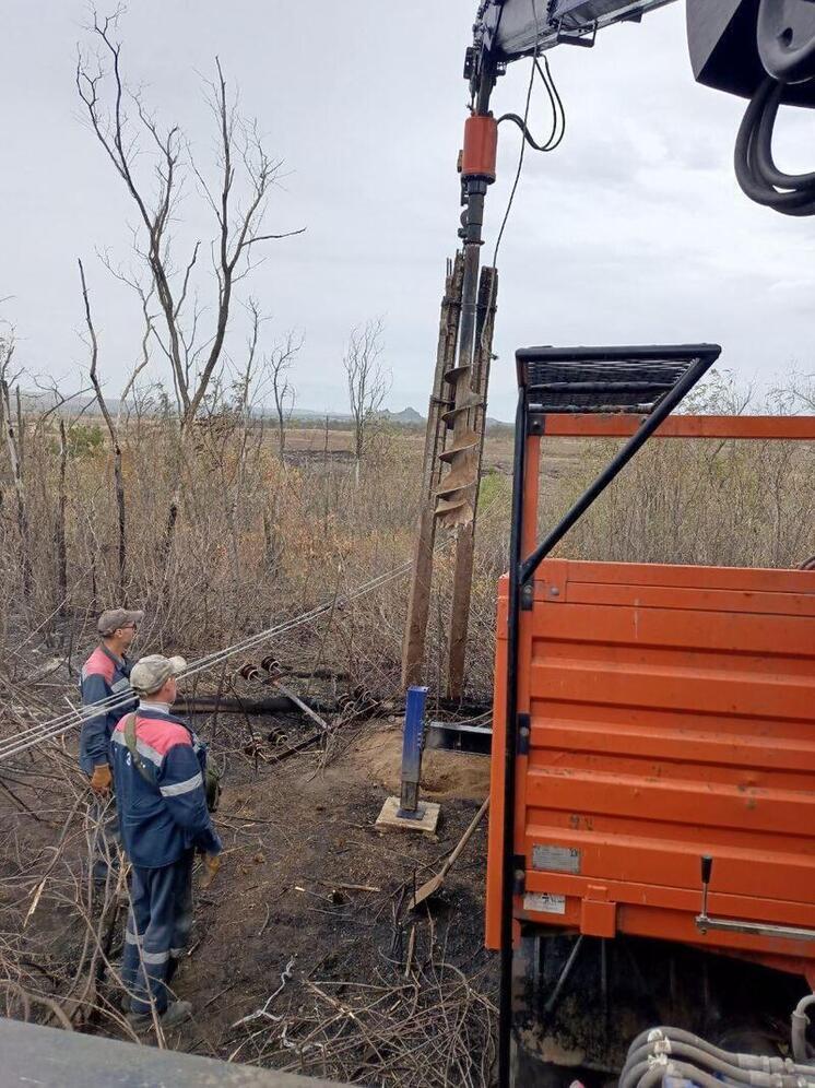 Бригада электриков из Сахалинской области приняла участие в устранении аварии в Шахтерске