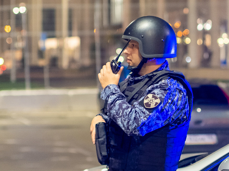 Двое молодых людей задержаны за нарушение общественного порядка в арбековском торговом центре