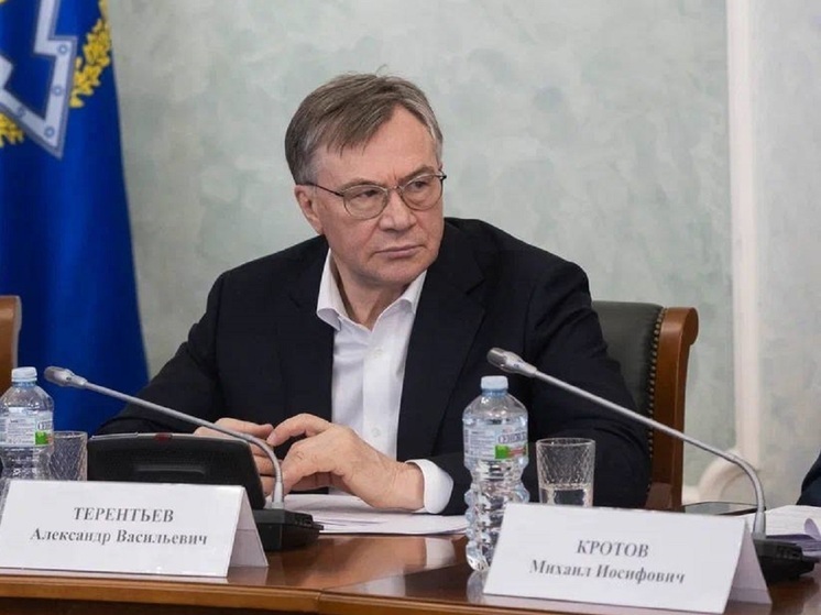 Жители Рубцовска пожаловались депутату Госдумы на переполненную школу