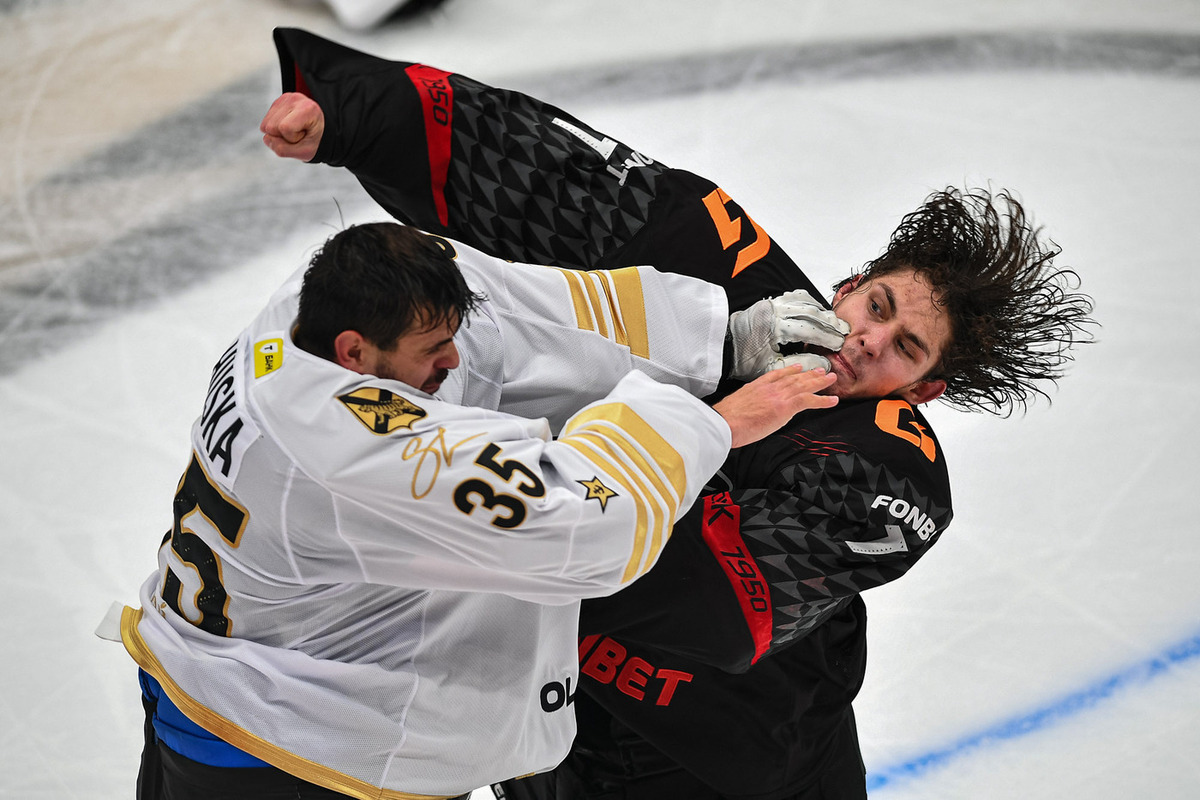 «Ястреб» Мишуров и «моряк» Хуска устроили редчайшее и ярчайшее событие в КХЛ