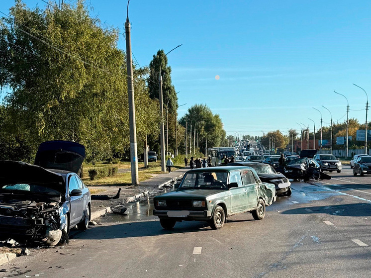 5-летняя липчанка пострадала в результате массовой аварии