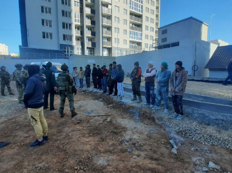 В Самаре 5 мигрантов отправили в военкомат 2 октября
