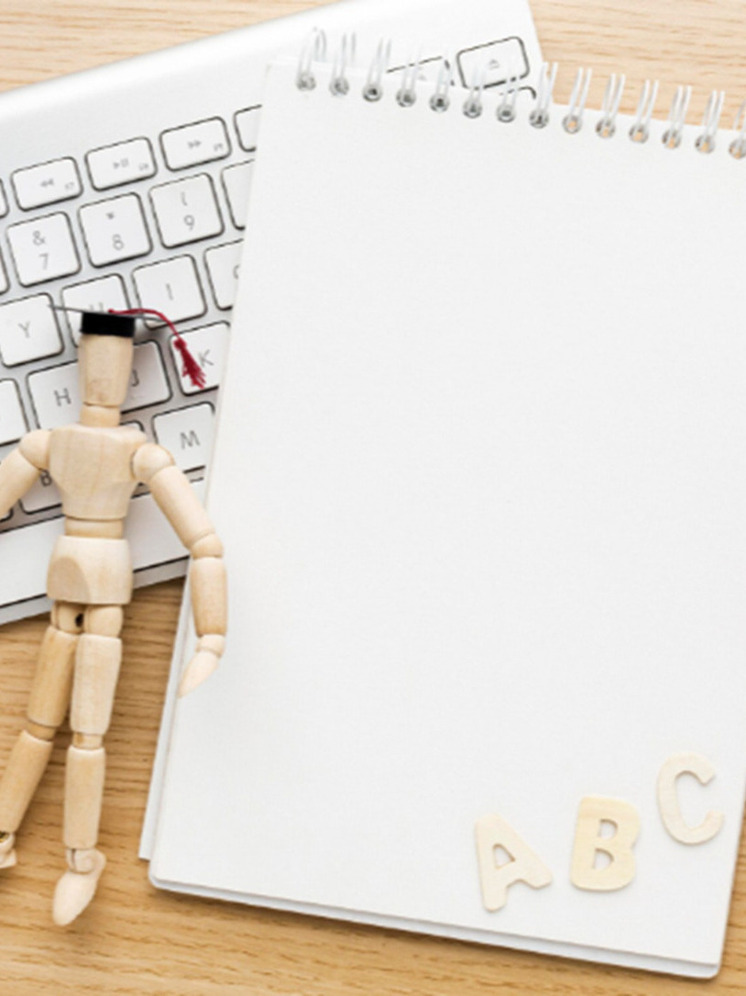 Липецкая область подарила школьникам ДНР, ЛНР и Запорожья азбуку, созданную с помощью ИИ