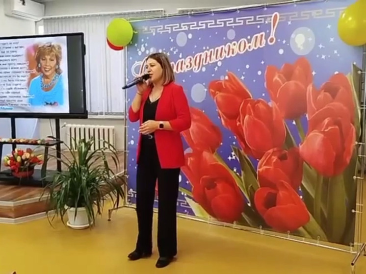 В районе Калмыкии поздравили тех, у кого серебряный возраст