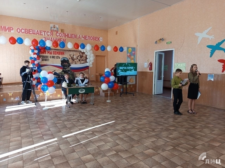 Парта Героя памяти корреспондента «Известий» Александра Федорчака открылась в Новой Астрахани