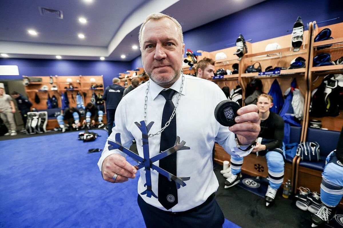 Новосибирская «Сибирь» стала вторым клубом КХЛ, уволившим главного тренера в этом сезоне.