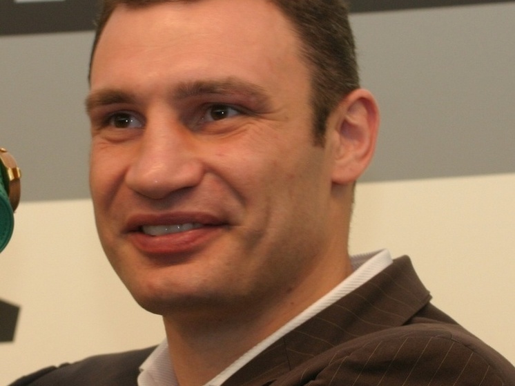 Мэр Киева Виталий Кличко неожиданно исчез перед запланированным заседанием Совета обороны столицы