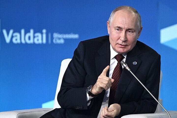 Путин отказался дать инструкцию по применению полицентричного мира