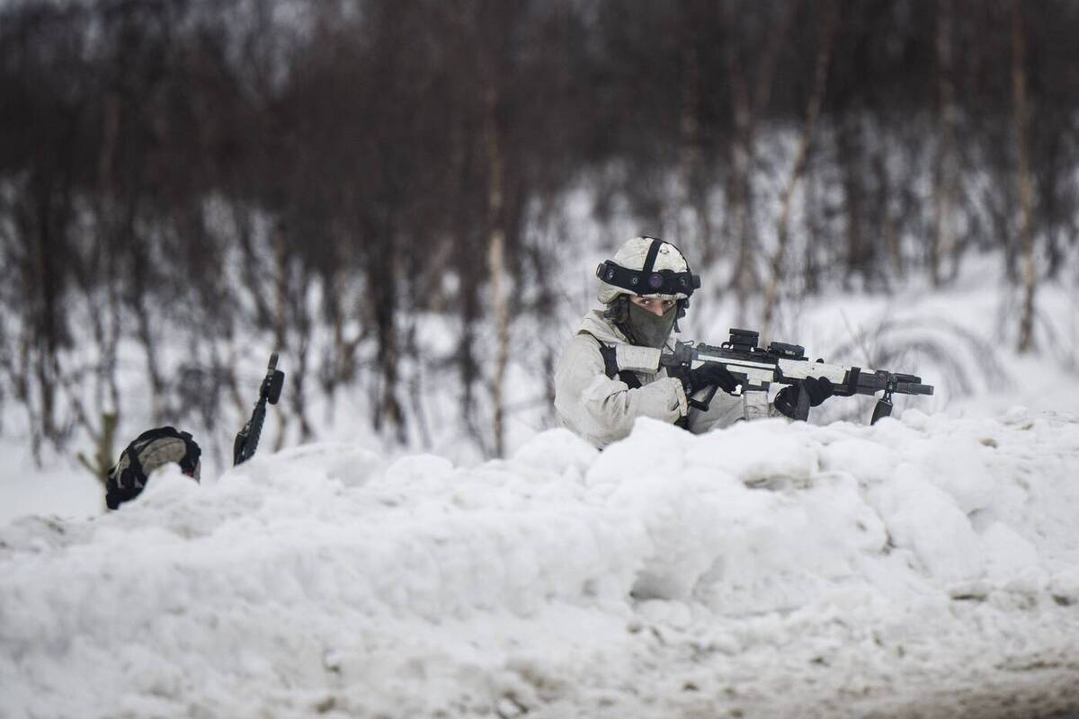 В Норвегии ищут пятерых солдат, пропавших у российской границы