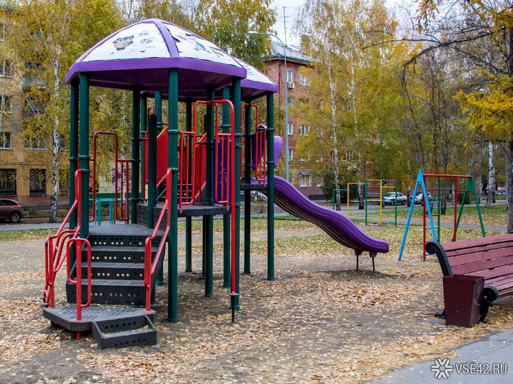  В Новокузнецке, благодаря усилиям прокуратуры, появилась новая детская площадка