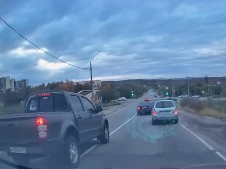Видео из соцсетей помогло наказать лихачей в Североморске