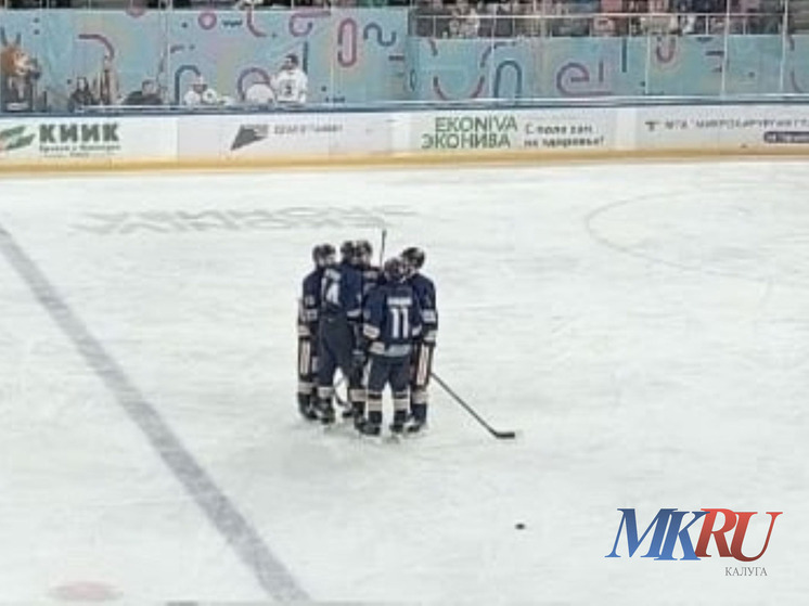 Калужские хоккеисты откроют сезон боем с «Воеводой»