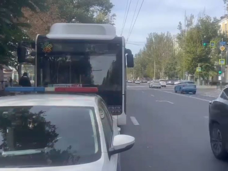 В Ростове автобус наехал на двух детей