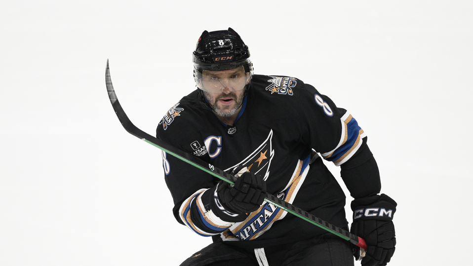 Александр Овечкин впервые в сезоне сыграл за «Вашингтон», но проиграл