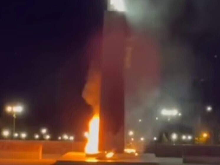 Ural Mash: дети подожгли мемориал Славы в Кировграде