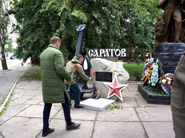 Активисты «Единой России» Запорожской области почтили память погибших моряков
