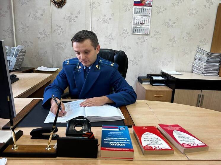 Брянского пенсионера осудят за "арсеналы" в гараже и дома