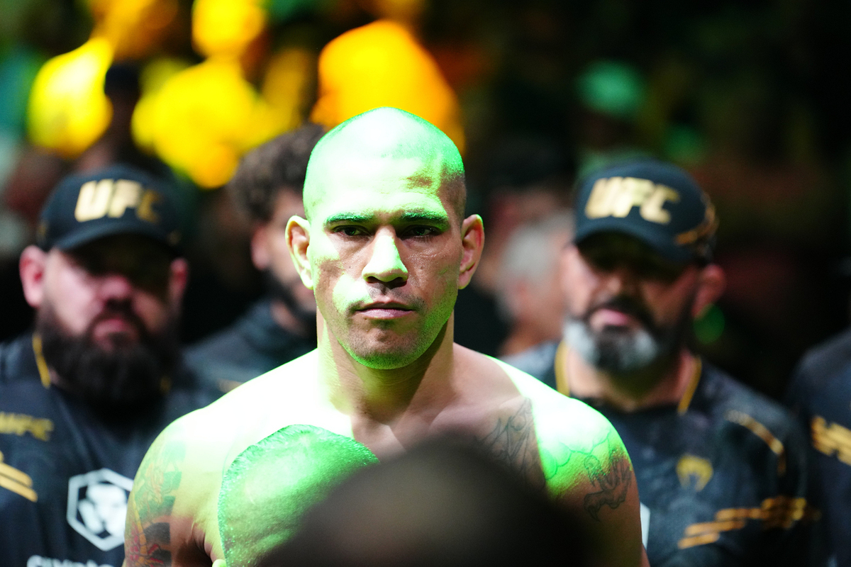 Бразилец выступал в двух весовых категориях