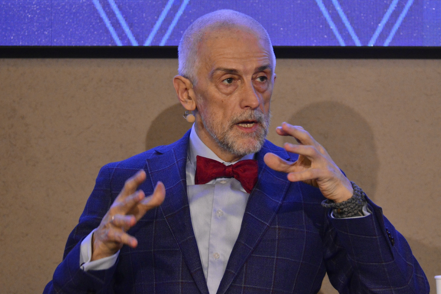 Эдуард Бояков, портрет