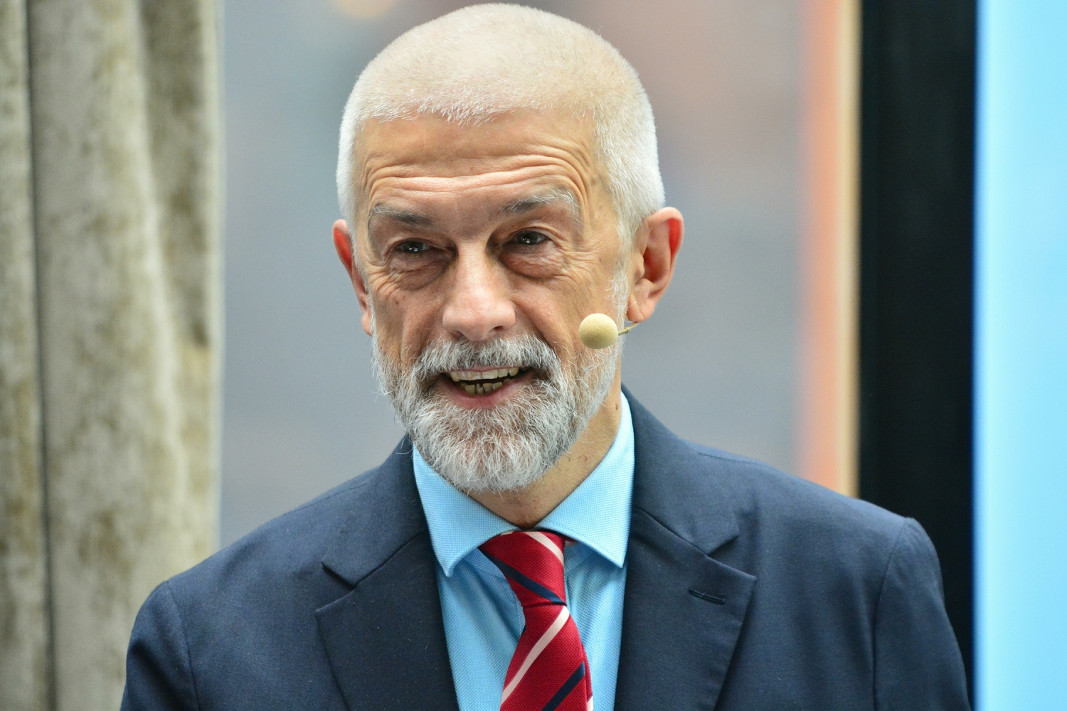 Эдуард Бояков на пресс-конференции