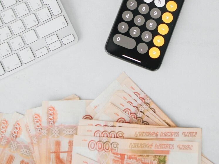 В Дагестане номинальная зарплата выросла на 13%, а реальная — лишь на 2%