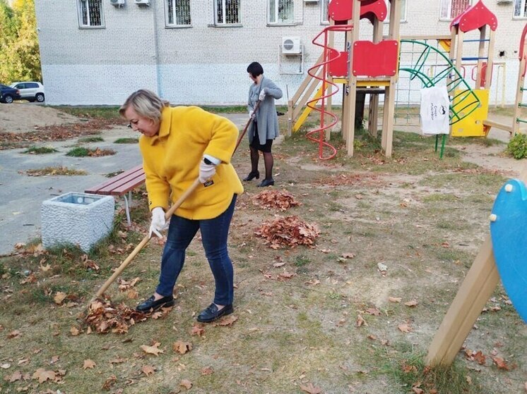 В Пензе проходят общегородские субботники в рамках осеннего месячника благоустройства