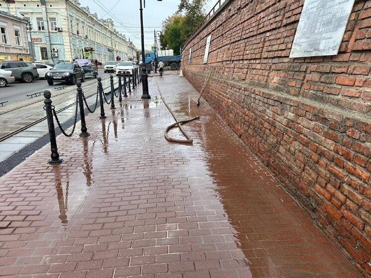 Нижегородские власти объяснили потоп на ул. Рождественской