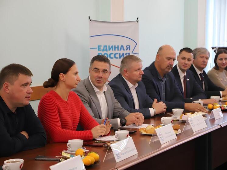 Алексей Эрк и депутаты встретились с директорами тульских школ