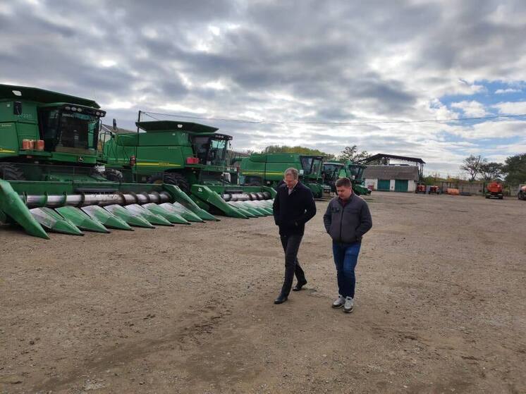 Министр сельского хозяйства Ставрополья оценил ход посевной и развитие АПК в Грачёвском округе