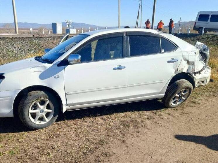 В Бурятии на станции Убукун произошло столкновение поезда с автомобилем на переезде