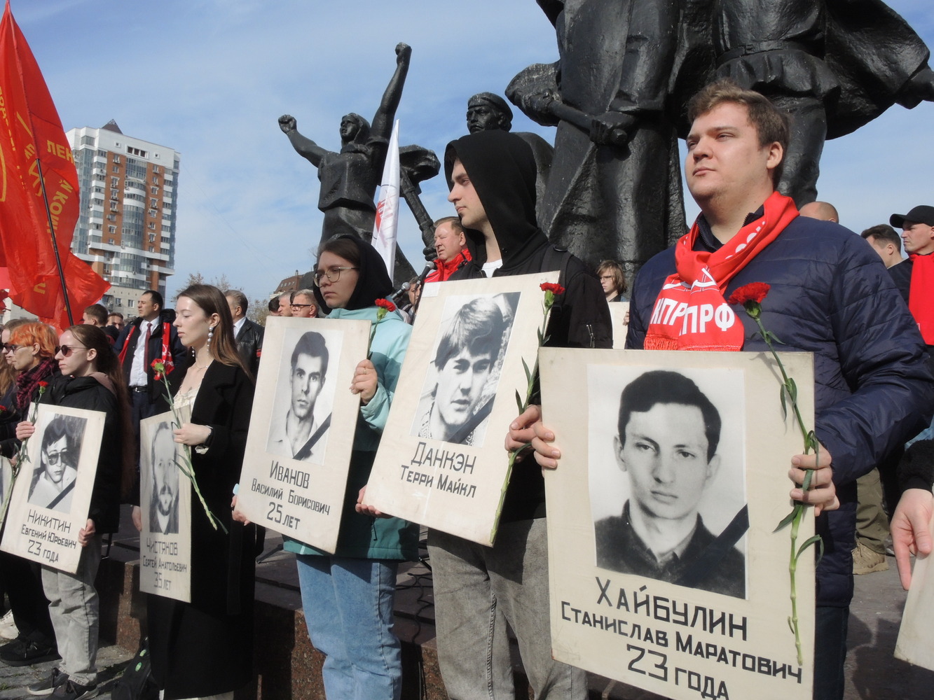 Цветы как символ памяти