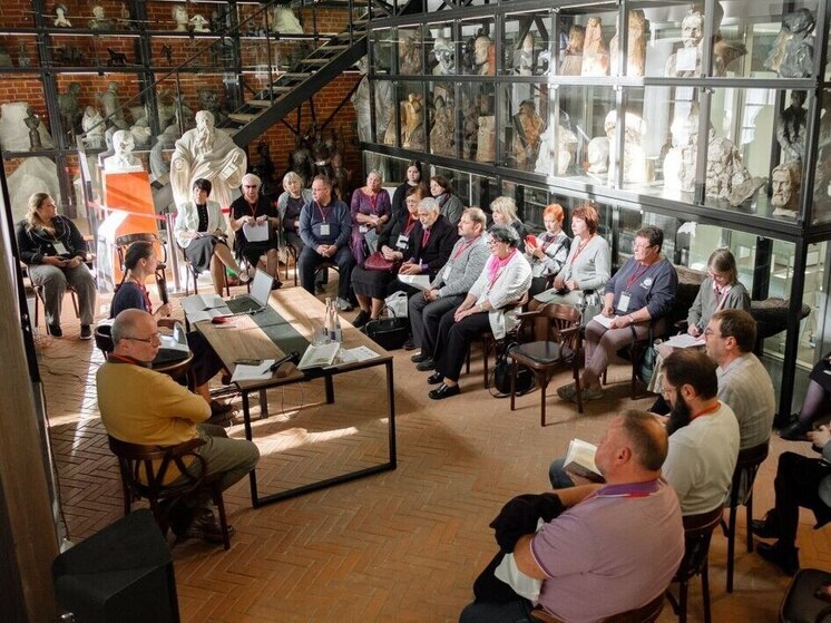 Роль женщин в старообрядчестве обсудили в Серпухове на конференции в музее