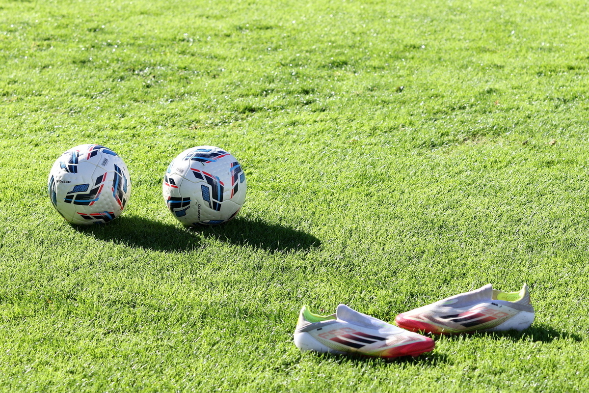 Полузащитник «Рубина» госпитализирован с кровотечением