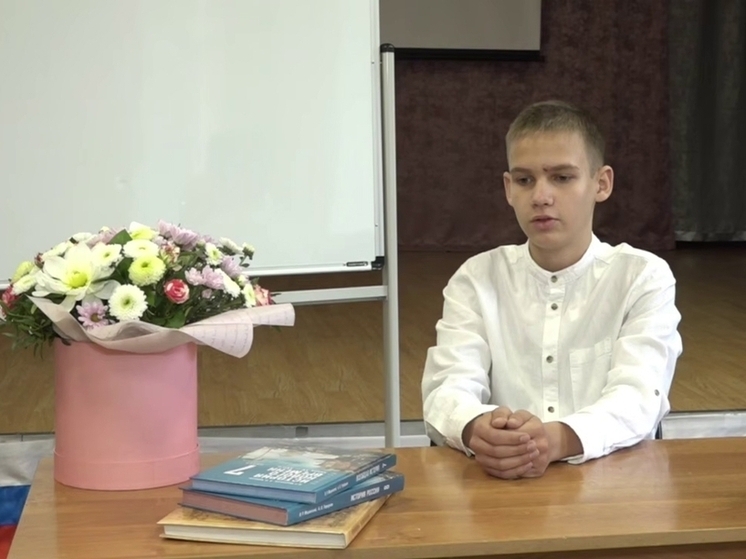 Калужских педагогов поздравили с Днем учителя