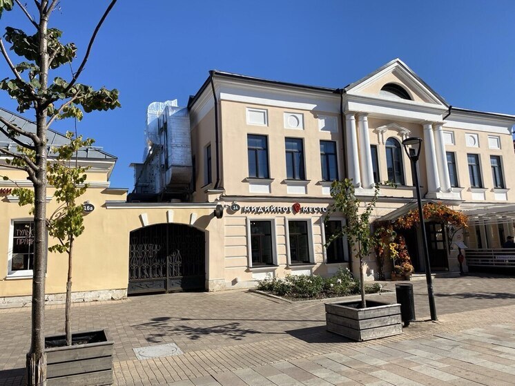 В Туле на объекте культурного наследия федерального значения на улице Металлистов вернули уродливую вытяжку