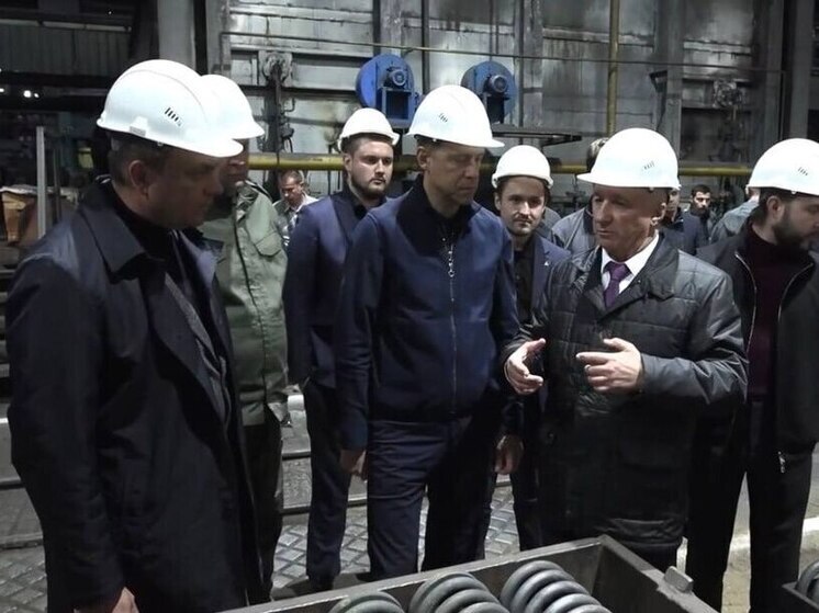 Денис Мантуров поддержал развитие предприятий в ЛНР