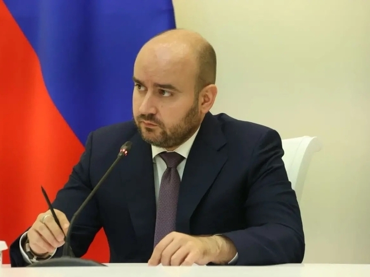 Губернатор Федорищев поздравил педагогов и обещал масштабную модернизацию школ
