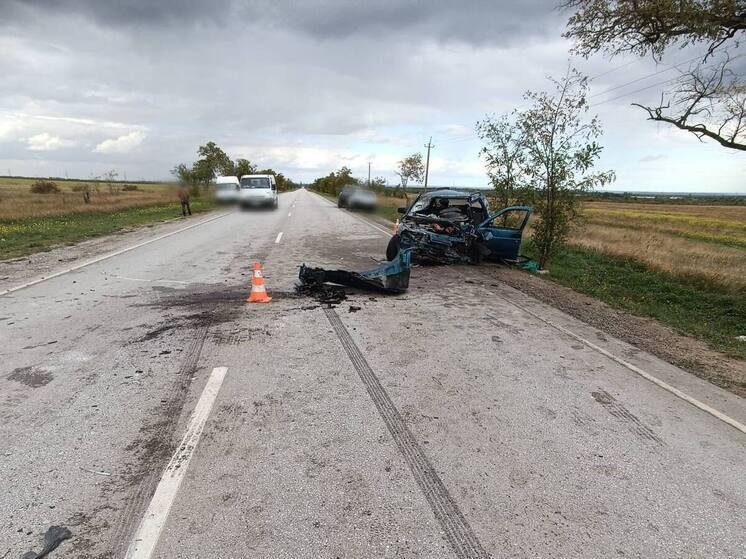 Пять человек, в том числе двое детей, пострадали в ДТП в Кировском районе