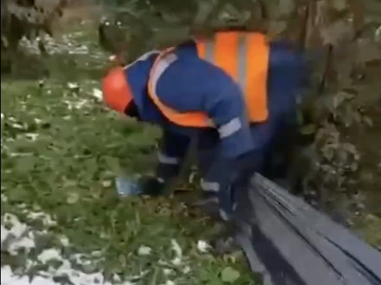 Рабочего, сливавшего воду из котлована во дворы на Широкой в Новосибирске, уволят