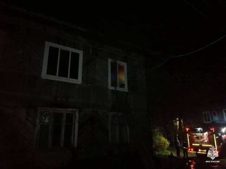 Из-за пожара в Тверской области эвакуировали жильцов дома