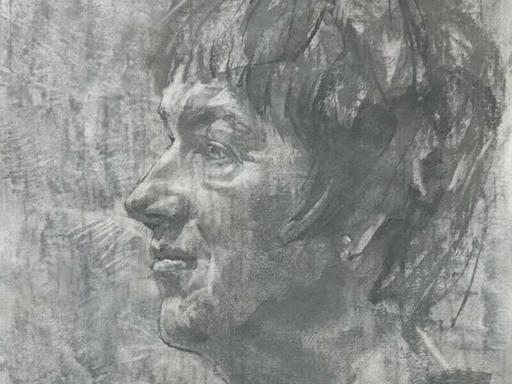 В Калуге открылась выставка портретов солдатских матерей