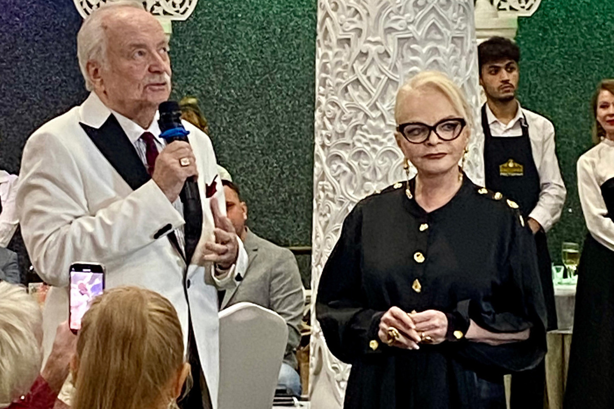 Юбилей Денисова: Леонтьев, Долина и тайны её мужей