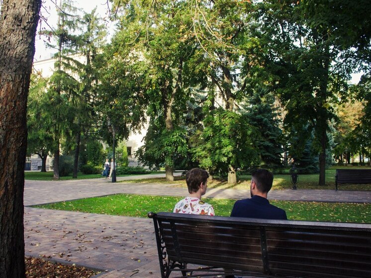 Очень часто бывает, что с возрастом дружба распадается или просто медленно тает