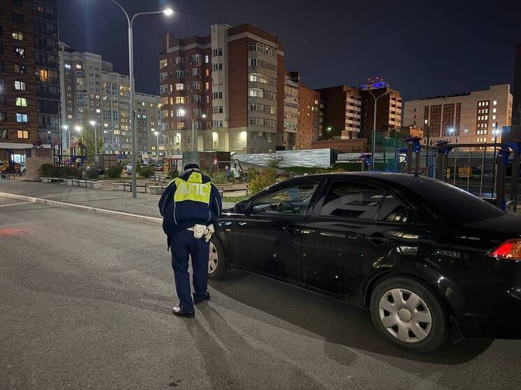 В Екатеринбурге Mitsubishi Lancer травмировал 7-летнего пешехода