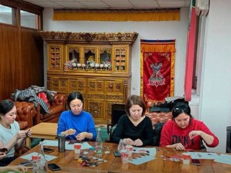 Калмыцкий дизайнер проводит мастер-классы в Москве