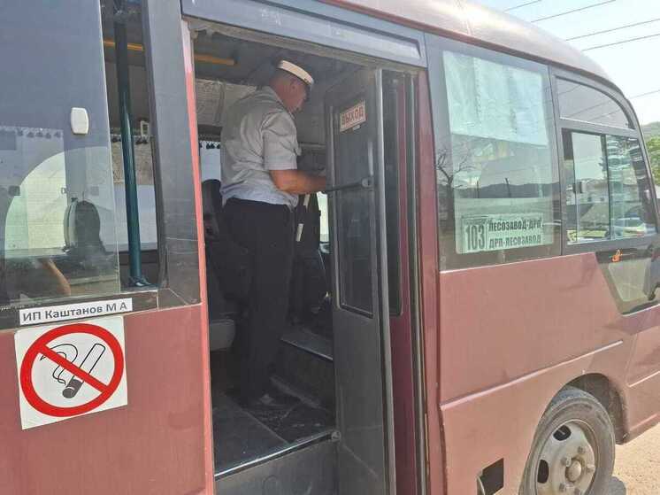 В Приморье проверили автобусы: каждый шестой водитель нарушил правила