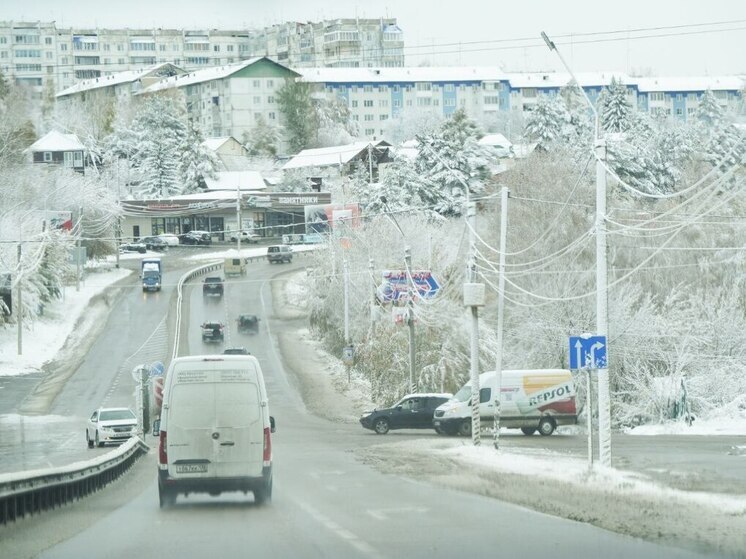 В Иркутской области более 4,8 тысячи домов остались без света из-за снегопада